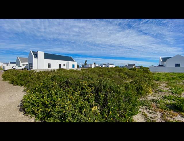 3 BEDROOM HOUSE FOR SALE IN ATLANTIC SANDS PRIVATE ESTATE